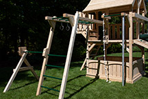 Triumph Play System's Kelton Space Saver Loaded cedar swing turning bar.